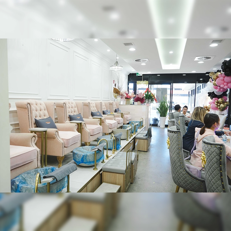 JulieLuxe. Nails & Beauty store