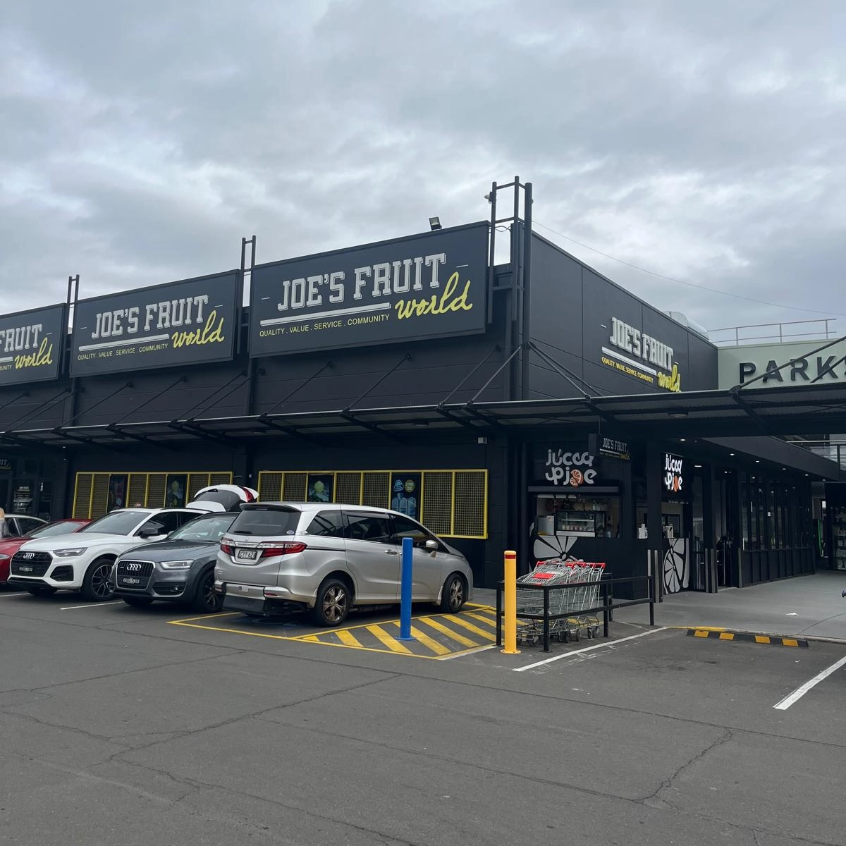 Joe's Fruit World store